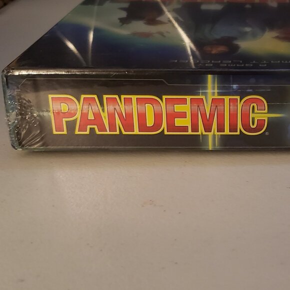 Pandemic Board Game Brand New Sealed Z-Man Games Kids 8+ Cooperative Apocalypse - Picture 5 of 6